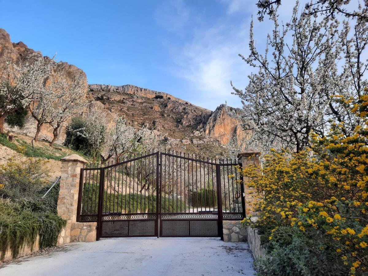 Cortijo El Chorreadero En Parque Natural Sierra De Cazorla Los Rosales  Екстер'єр фото